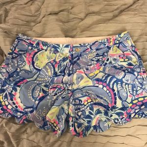 Lilly Pulitzer Buttercup shorts in Pinch Pinch